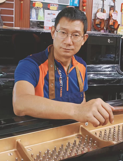 向东